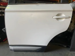 Дверь Mitsubishi Outlander 3 GF 2015-2023 Задн. Лев.