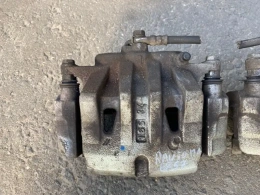 Суппорт тормозной Toyota RAV4 50 XA50 2018-2023 Перед. 