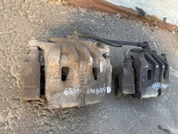 Суппорт тормозной Toyota RAV4 50 XA50 2018-2023 Перед. 