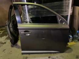 Дверь Mitsubishi Outlander 3 GF 2015- Перед. Прав.